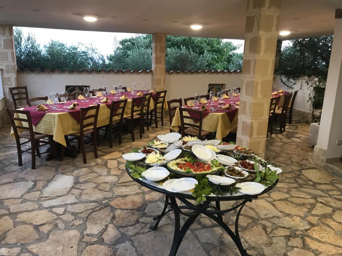 Villa Ceni - Appartamenti Con Camere, Cucina, Wc E Terrazza Sul Mare In Villa Con Piscina, Giardino E Parcheggio Marinella di Selinunte Eksteriør bilde
