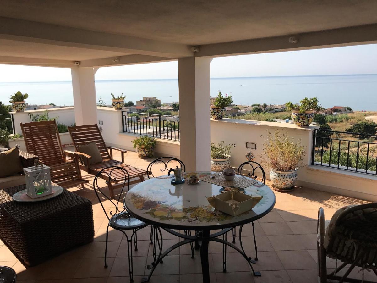 Villa Ceni - Appartamenti Con Camere, Cucina, Wc E Terrazza Sul Mare In Villa Con Piscina, Giardino E Parcheggio Marinella di Selinunte Eksteriør bilde
